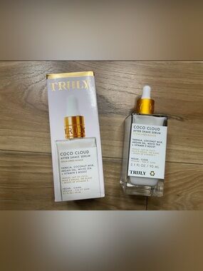TRULY Coco Cloud After Shave Serum — White & Gold